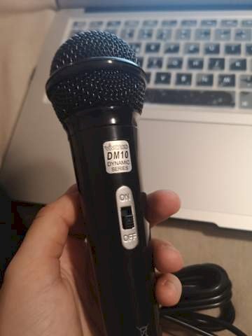 Dynamic microphone connection